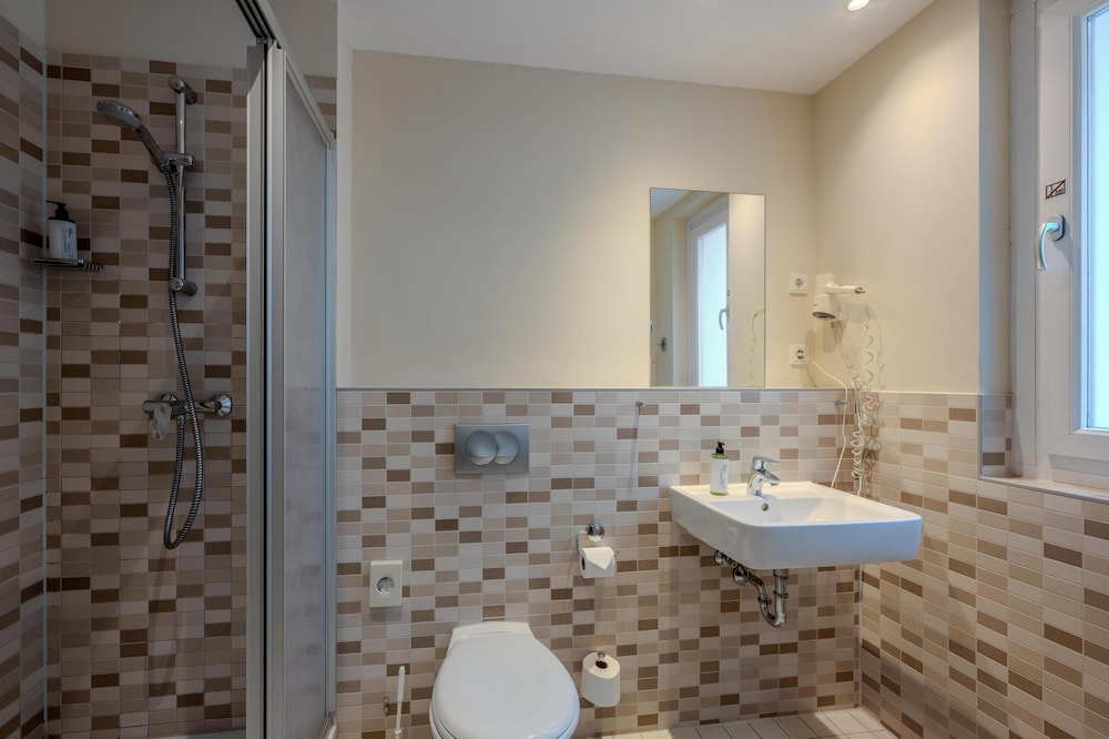 Premier Inn Berlin City Spittelmarkt — Hotel rooms in Berlin, Berlin