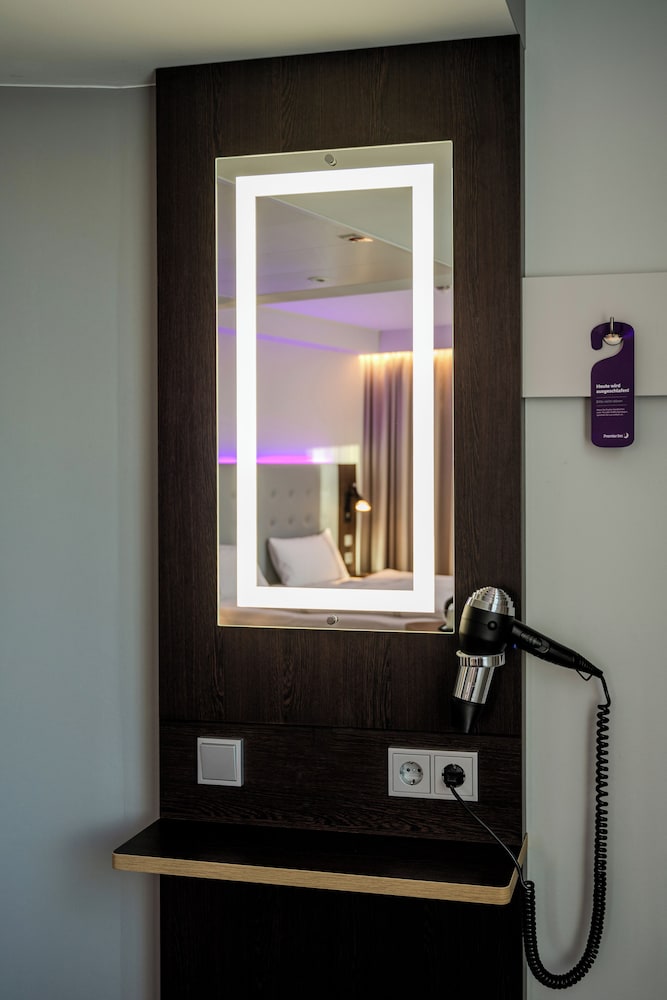 Premier Inn Berlin City Spittelmarkt — Hotel rooms in Berlin, Berlin
