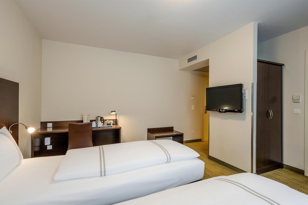 Premier Inn Berlin City Spittelmarkt — Hotel rooms in Berlin, Berlin