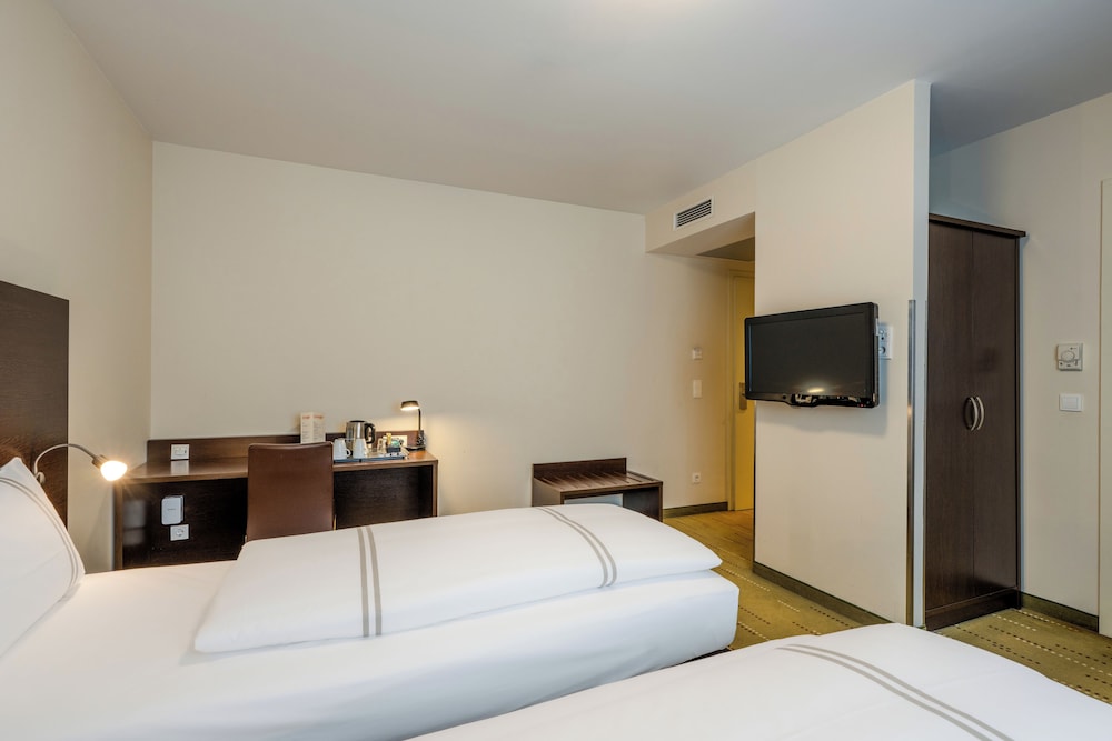 Premier Inn Berlin City Spittelmarkt — Hotel rooms in Berlin, Berlin