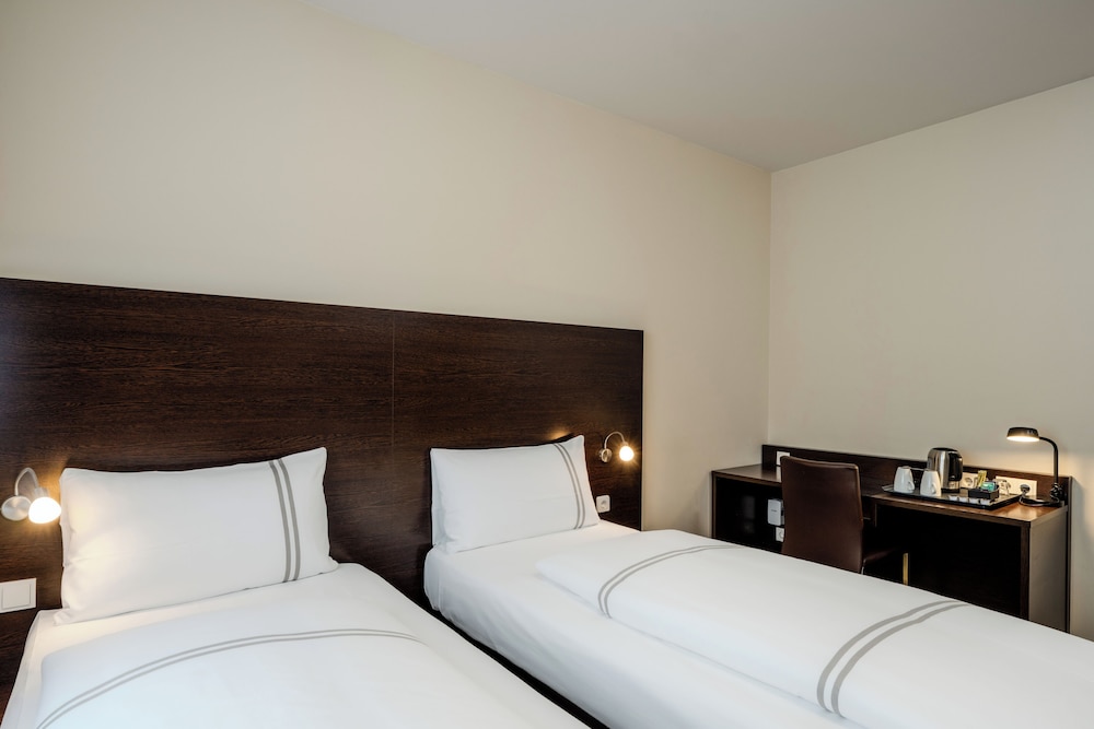 Premier Inn Berlin City Spittelmarkt — Hotel rooms in Berlin, Berlin