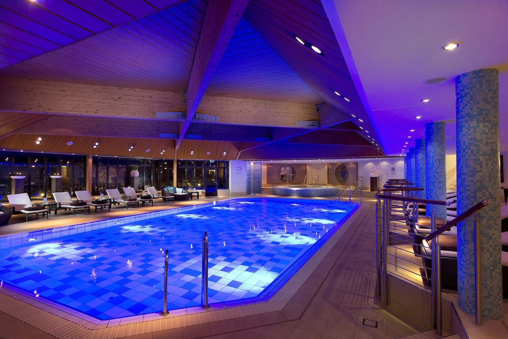 InterContinental Berlin by IHG — Swimming pool in Berlin, Berlin