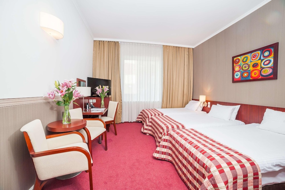 Premier Krakow Hotel — Hotel rooms in Krakow, Lesser Poland