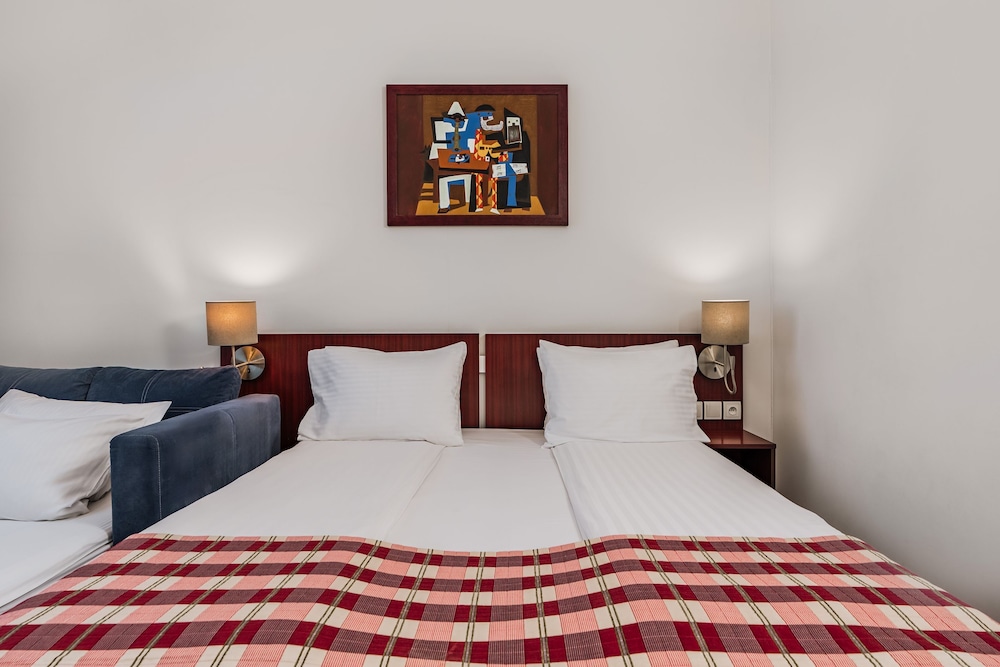 Premier Krakow Hotel — Hotel rooms in Krakow, Lesser Poland