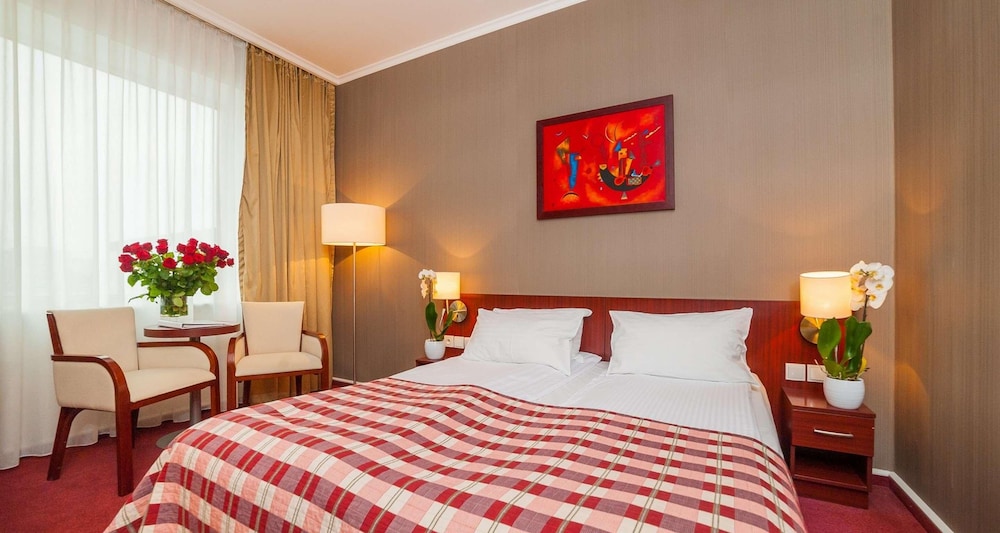 Premier Krakow Hotel — Hotel rooms in Krakow, Lesser Poland