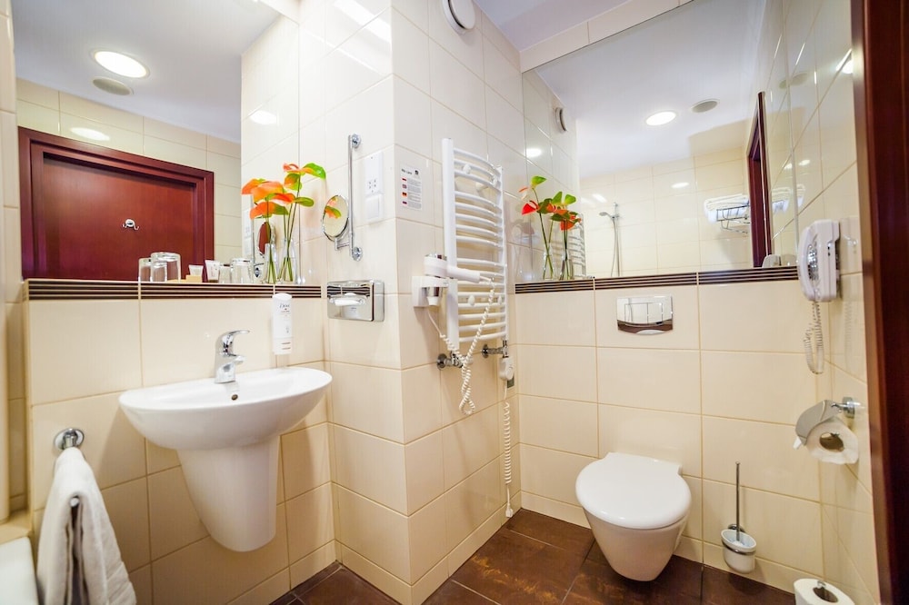 Premier Krakow Hotel — Hotel rooms in Krakow, Lesser Poland