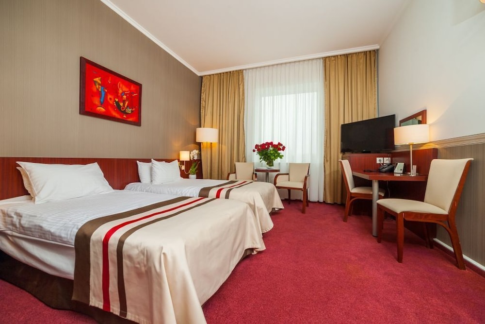 Premier Krakow Hotel — Hotel rooms in Krakow, Lesser Poland
