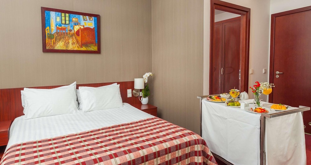 Premier Krakow Hotel — Hotel rooms in Krakow, Lesser Poland