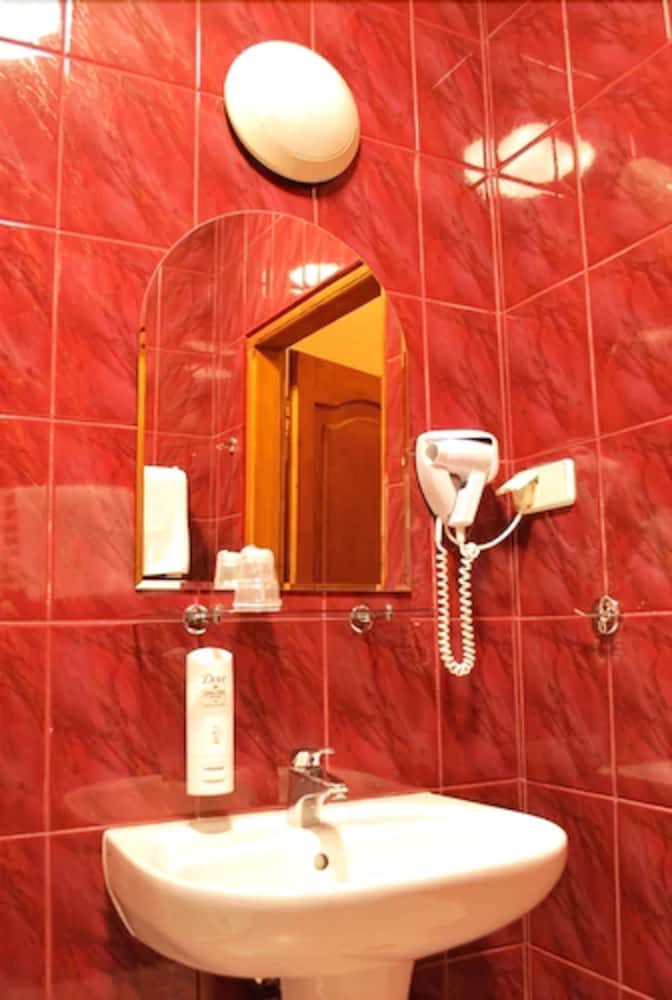 Hotel Regent — Hotel rooms in Krakow, Lesser Poland
