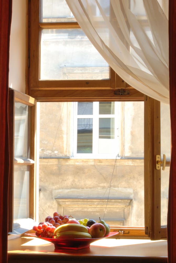 Hotel Regent — Hotel rooms in Krakow, Lesser Poland