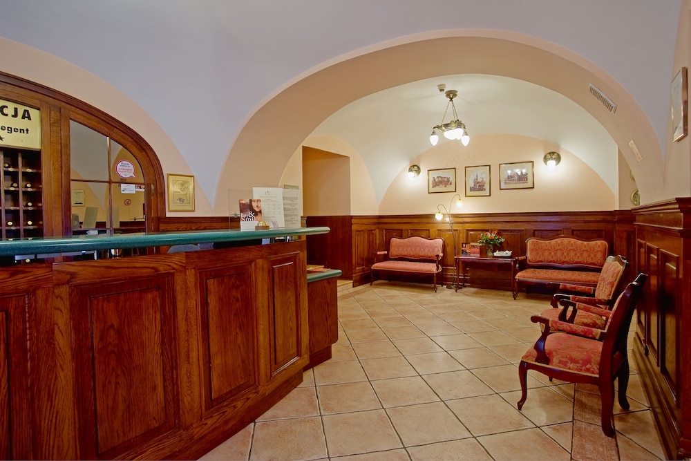 Hotel Regent — Hotel building in Krakow, Lesser Poland