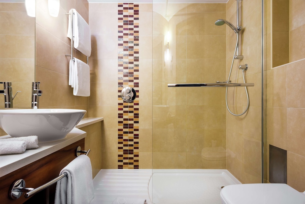 Hilton Garden Inn Krakow — Hotel rooms in Krakow, Lesser Poland