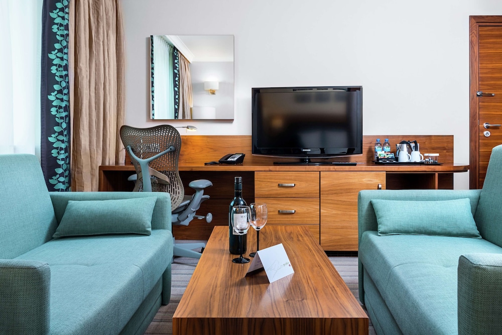 Hilton Garden Inn Krakow — Hotel rooms in Krakow, Lesser Poland