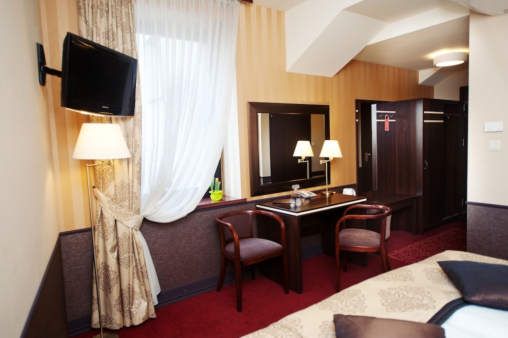 Hotel Wielopole — Hotel rooms in Krakow, Lesser Poland