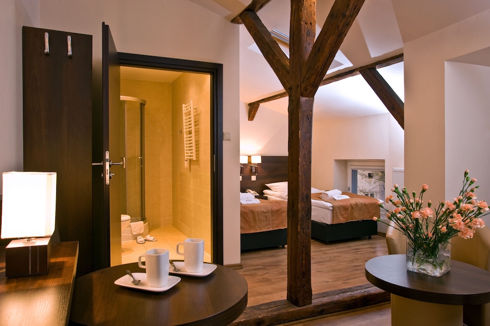 Spatz Aparthotel — Hotel rooms in Krakow, Lesser Poland