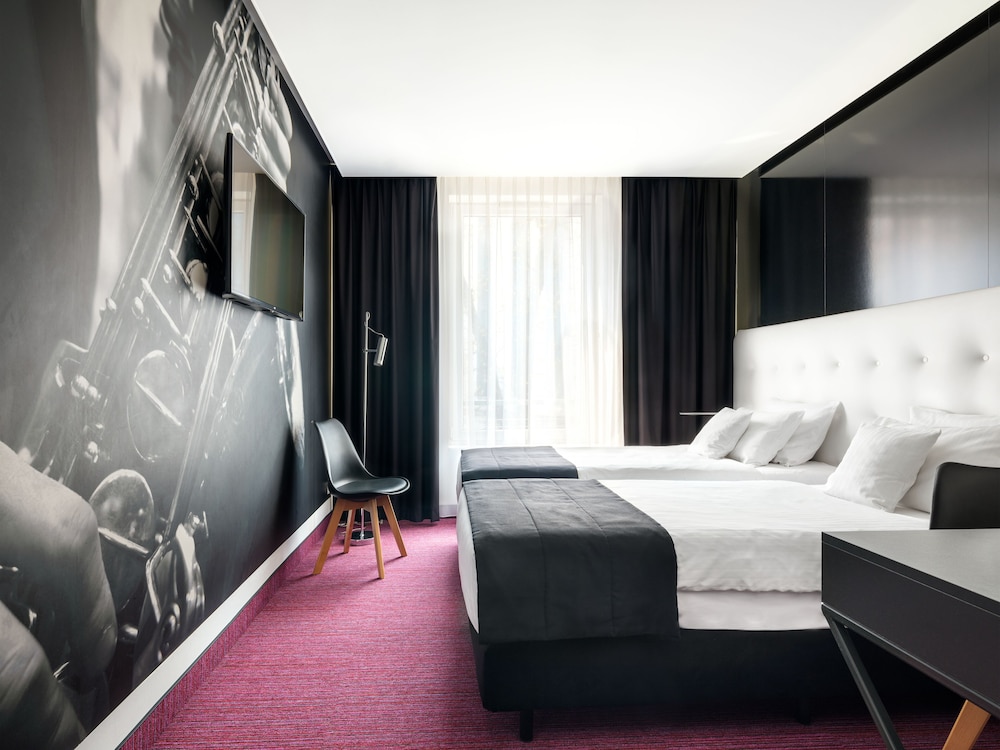 Best Western Plus Krakow Old Town — Hotel rooms in Krakow, Lesser Poland