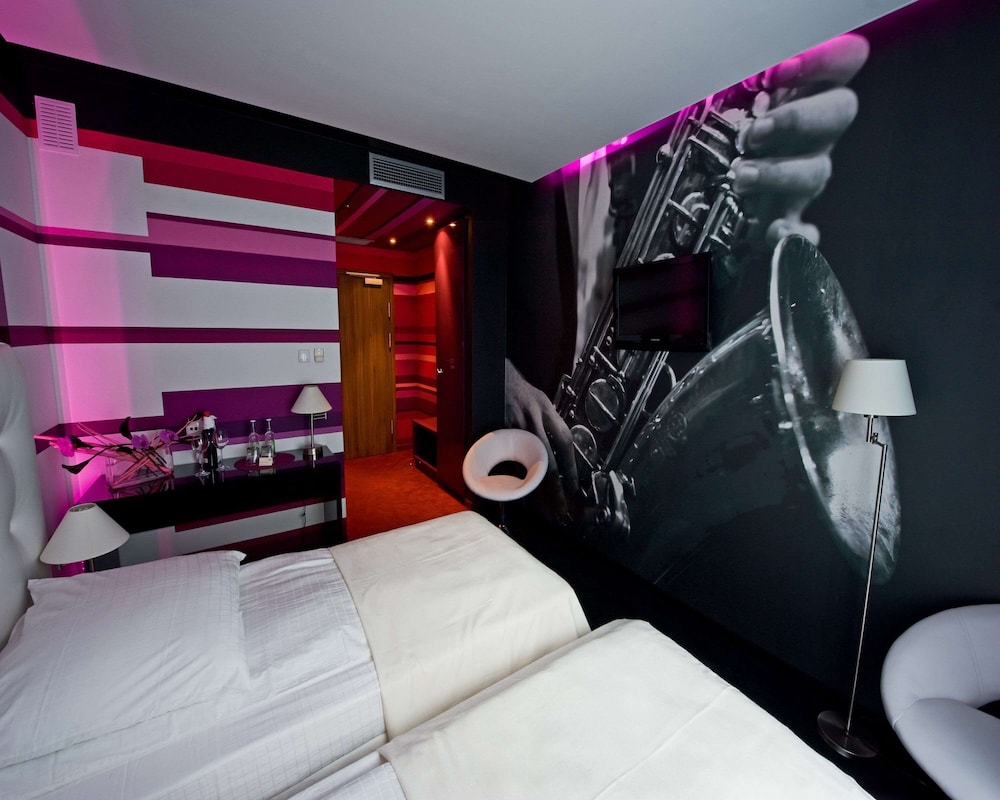 Best Western Plus Krakow Old Town — Hotel rooms in Krakow, Lesser Poland