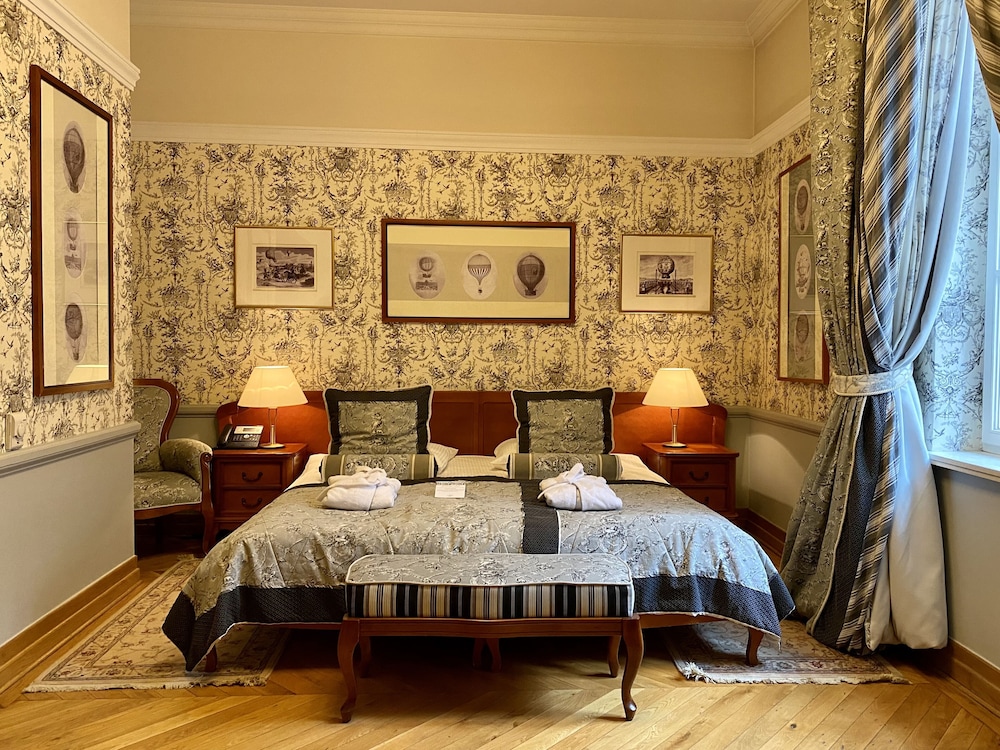 The Bonerowski Palace Boutique Hotel — Hotel rooms in Krakow, Lesser Poland