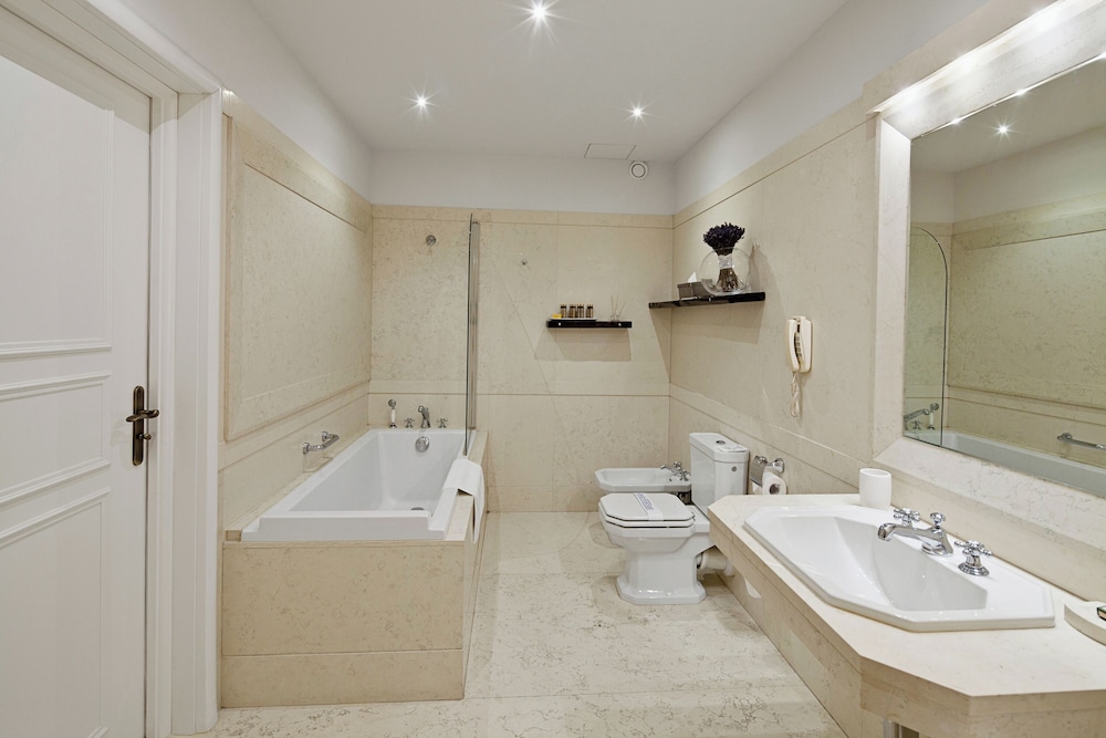 The Bonerowski Palace Boutique Hotel — Hotel rooms in Krakow, Lesser Poland