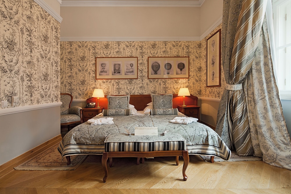 The Bonerowski Palace Boutique Hotel — Hotel rooms in Krakow, Lesser Poland
