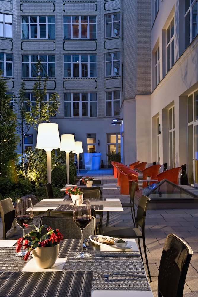 Adina Apartment Hotel Berlin CheckPoint Charlie — Restaurant & bars in Berlin, Berlin