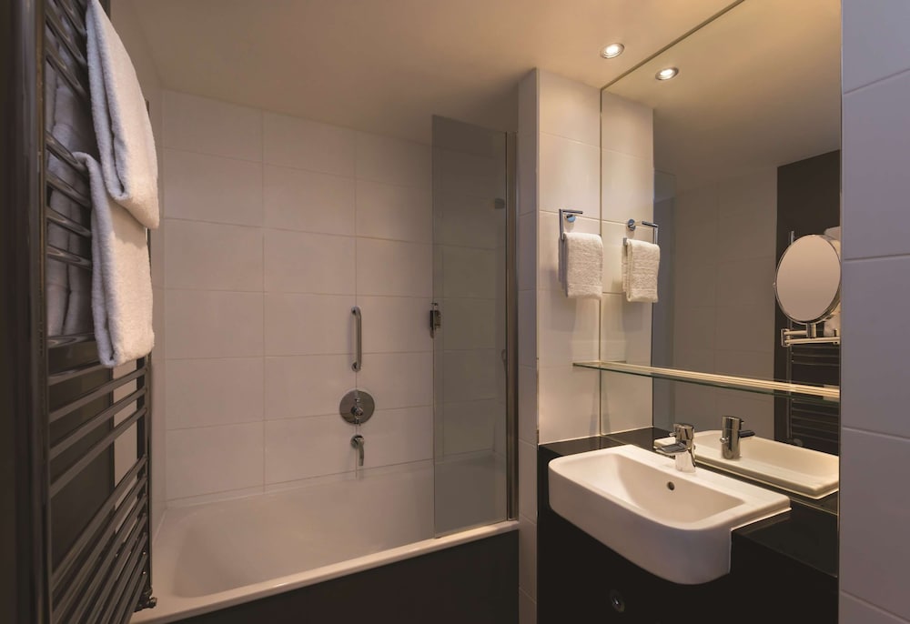 Adina Apartment Hotel Berlin CheckPoint Charlie — Hotel rooms in Berlin, Berlin