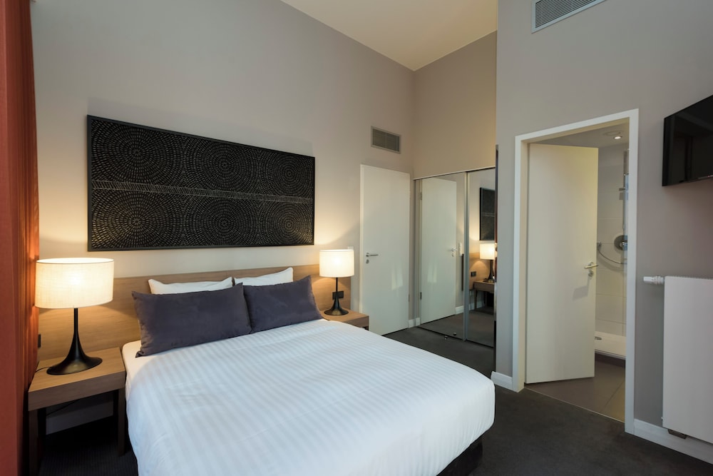 Adina Apartment Hotel Berlin CheckPoint Charlie — Hotel rooms in Berlin, Berlin