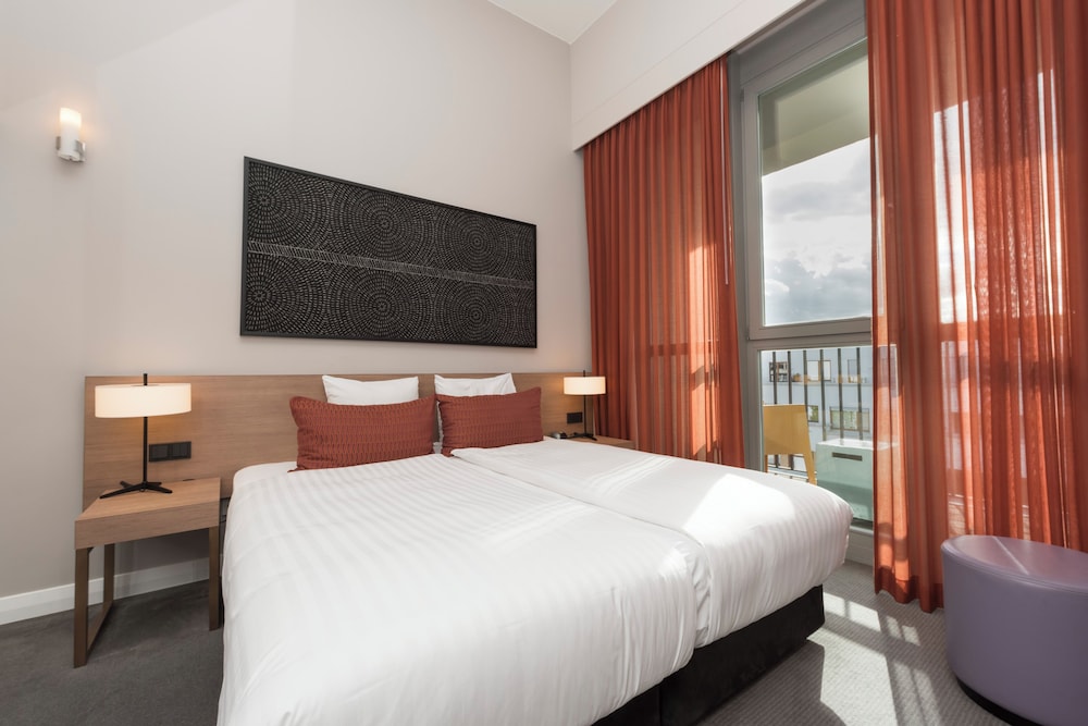 Adina Apartment Hotel Berlin CheckPoint Charlie — Hotel rooms in Berlin, Berlin