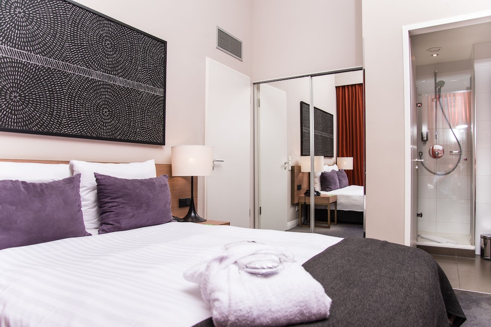 Adina Apartment Hotel Berlin CheckPoint Charlie — Hotel rooms in Berlin, Berlin