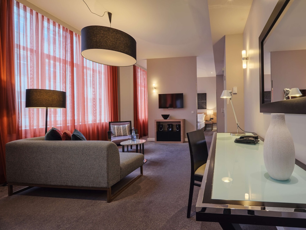 Adina Apartment Hotel Berlin CheckPoint Charlie — Hotel rooms in Berlin, Berlin