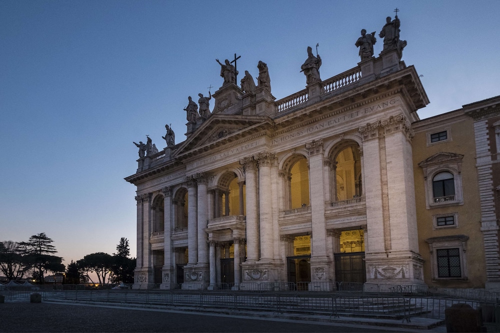 Best Western Hotel Piccadilly — Attractions in the area in Rome, Lazio