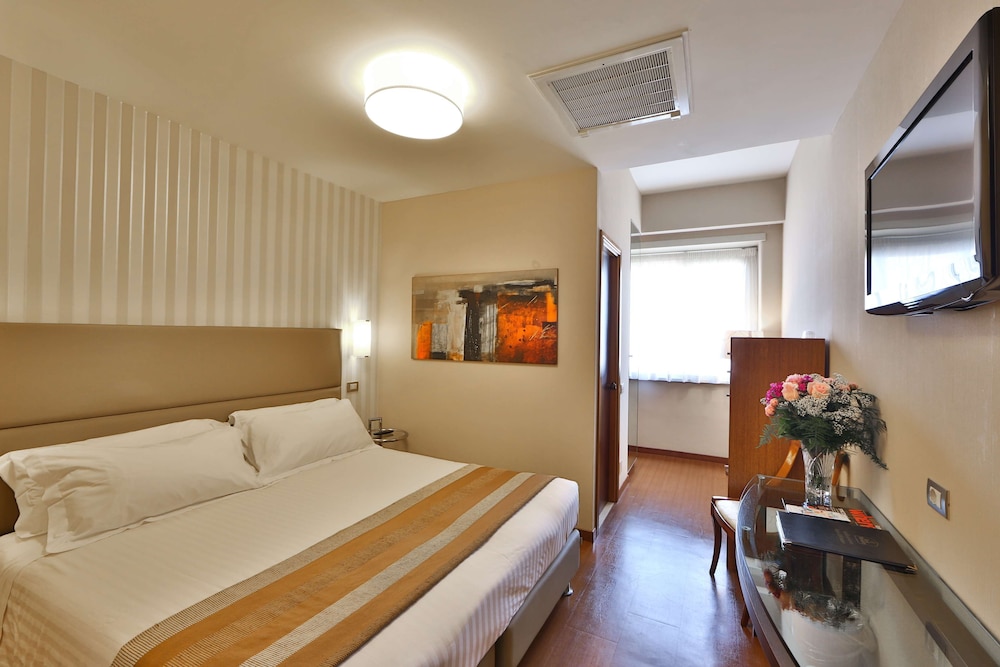 Best Western Hotel Piccadilly — Hotel rooms in Rome, Lazio