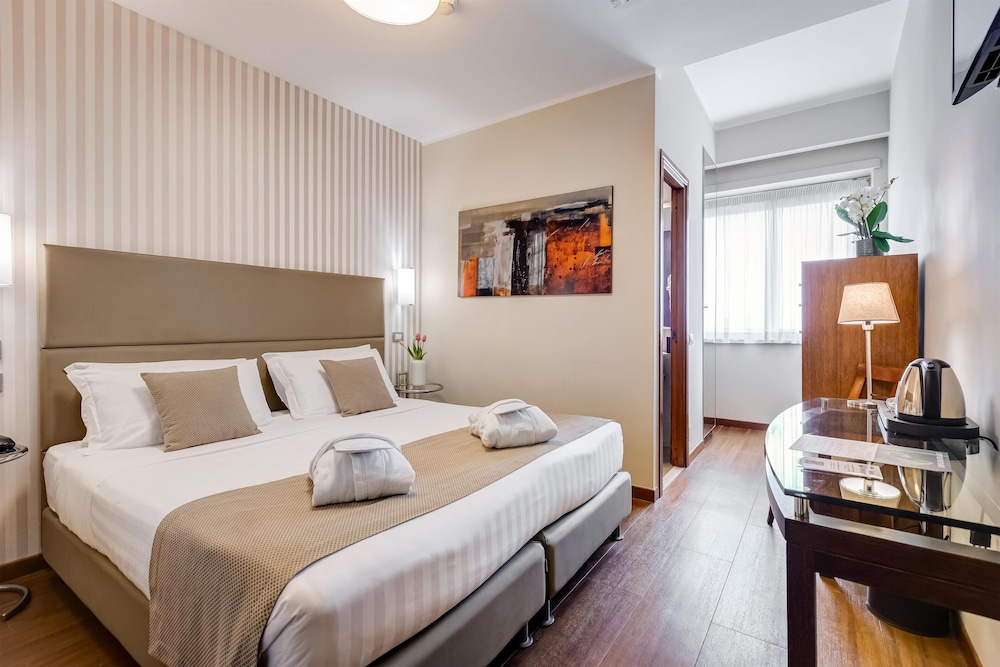 Best Western Hotel Piccadilly — Hotel rooms in Rome, Lazio