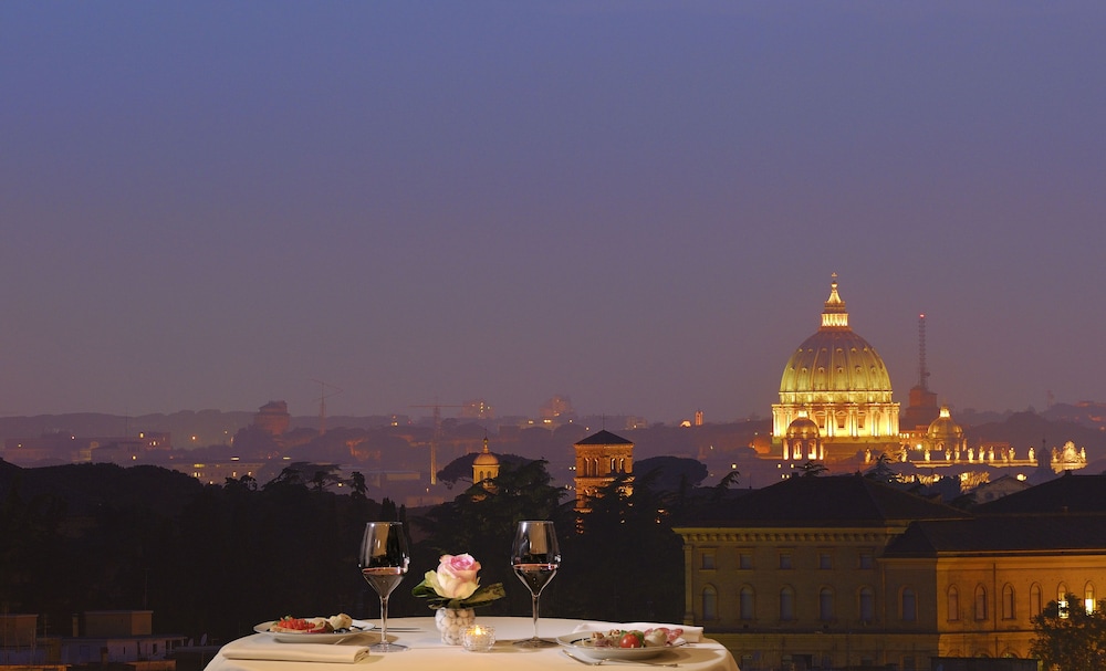 Best Western Hotel Piccadilly — Restaurant & bars in Rome, Lazio