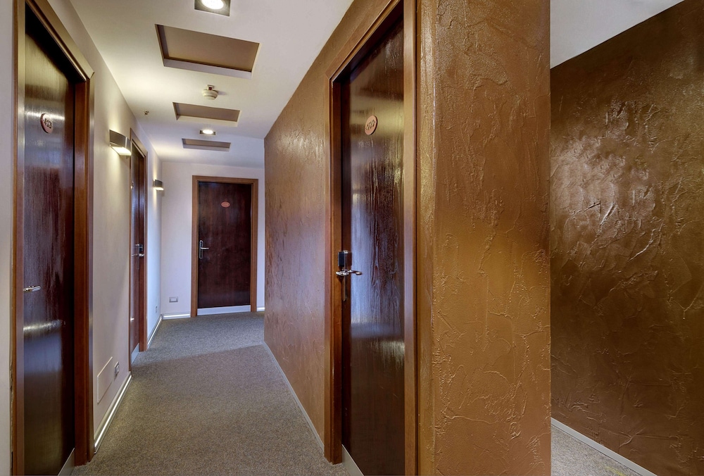 Best Western Hotel Piccadilly — Hotel building in Rome, Lazio