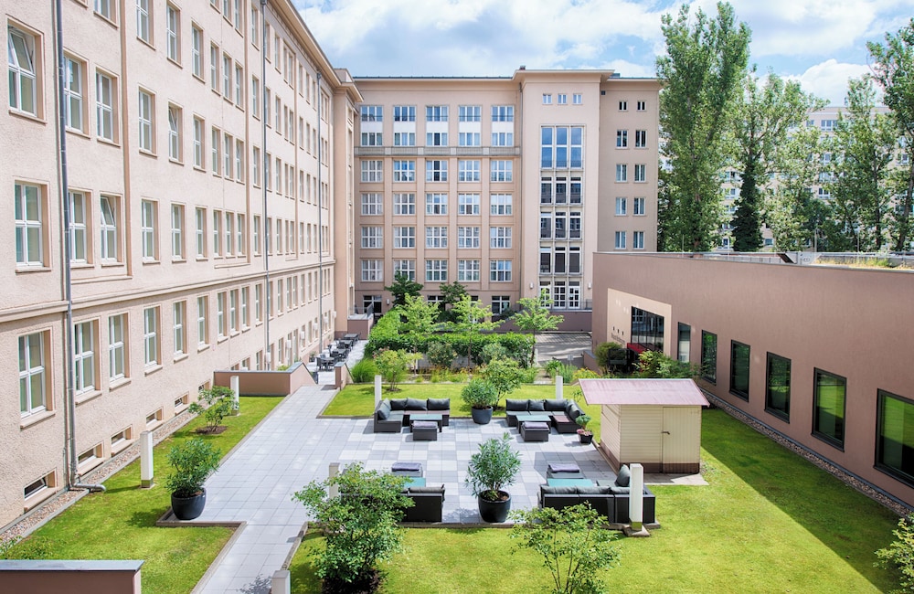 Leonardo Royal Hotel Berlin Alexanderplatz — Hotel building in Berlin, Berlin