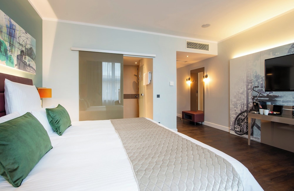 Leonardo Royal Hotel Berlin Alexanderplatz — Hotel rooms in Berlin, Berlin