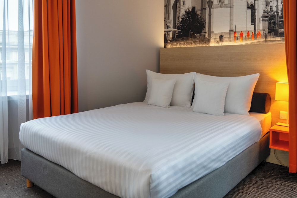 MDM Hotel Warsaw — Hotel rooms in Warsaw, Masovian