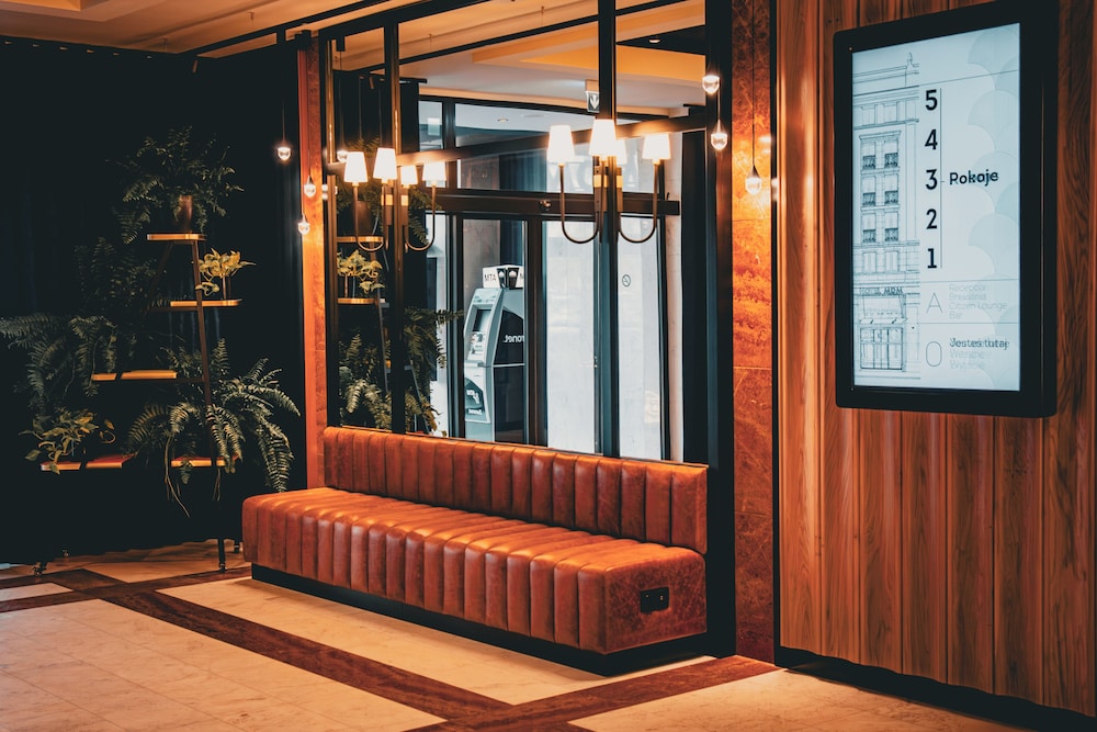 MDM Hotel Warsaw — Restaurant & bars in Warsaw, Masovian