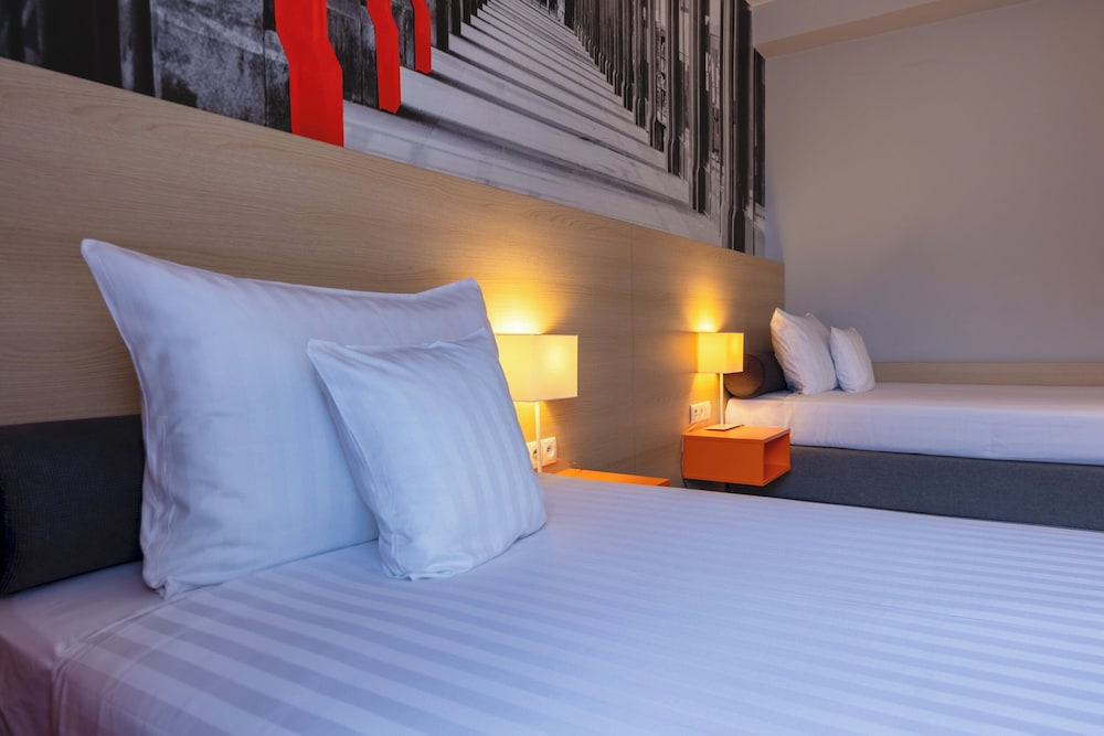 MDM Hotel Warsaw — Hotel rooms in Warsaw, Masovian