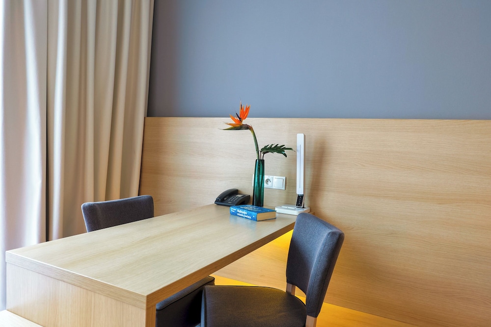 MDM Hotel Warsaw — Hotel rooms in Warsaw, Masovian