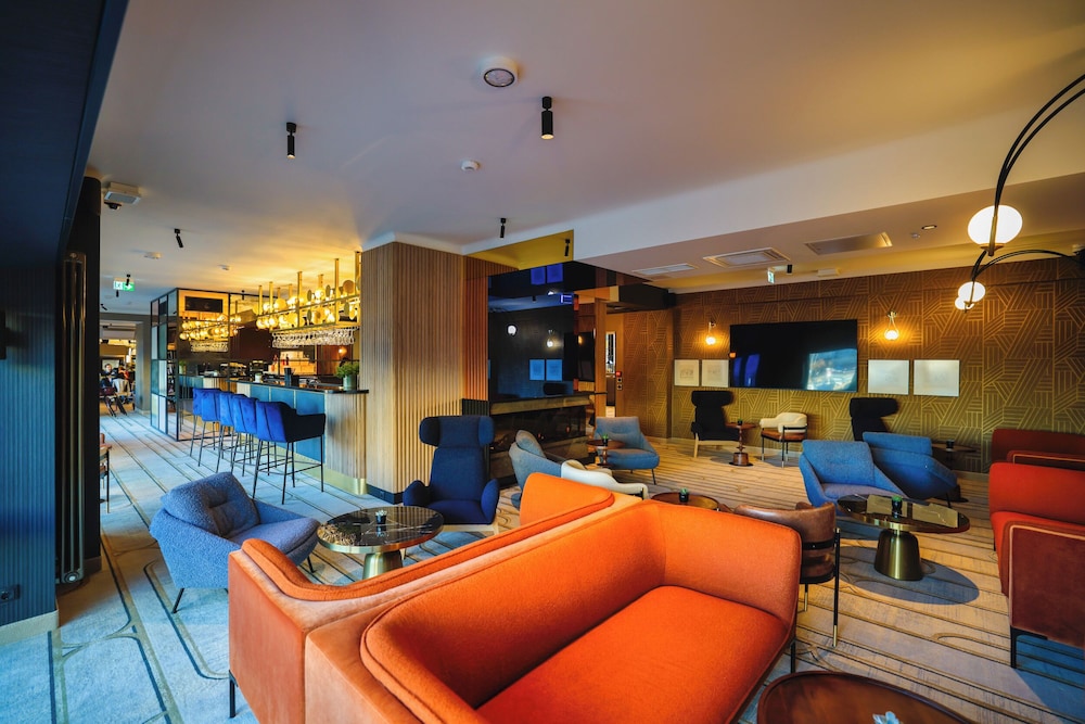 MDM Hotel Warsaw — Restaurant & bars in Warsaw, Masovian