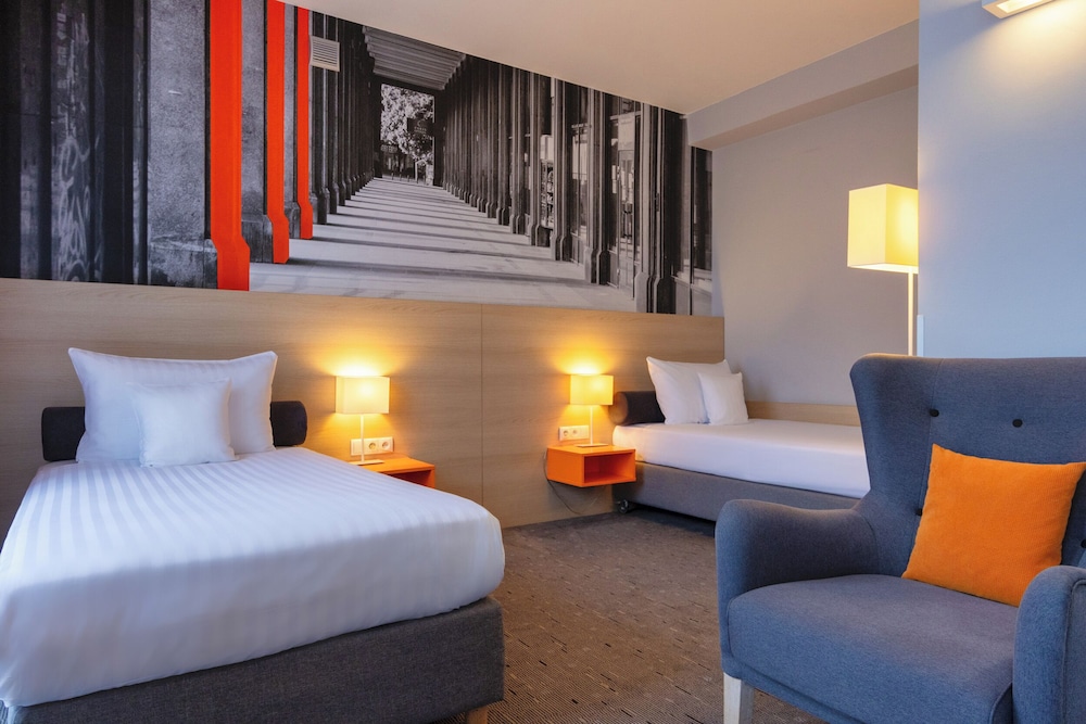 MDM Hotel Warsaw — Hotel rooms in Warsaw, Masovian