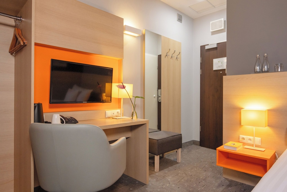 MDM Hotel Warsaw — Hotel rooms in Warsaw, Masovian