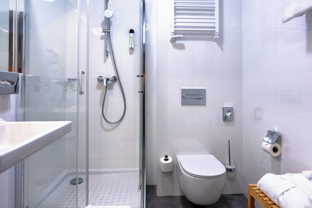 MDM Hotel Warsaw — Hotel rooms in Warsaw, Masovian