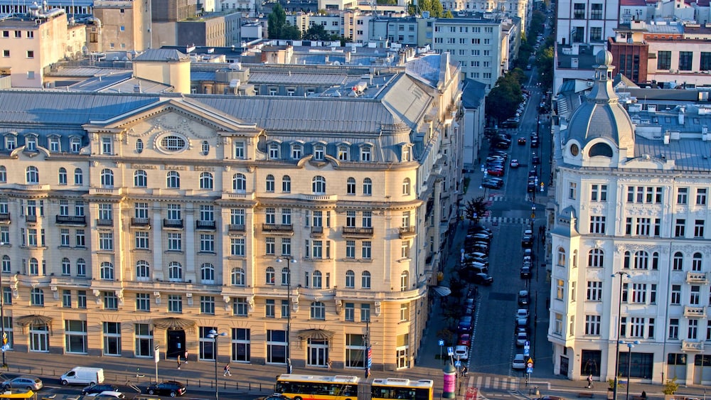 Polonia Palace Hotel — Hotel building in Warsaw, Masovian