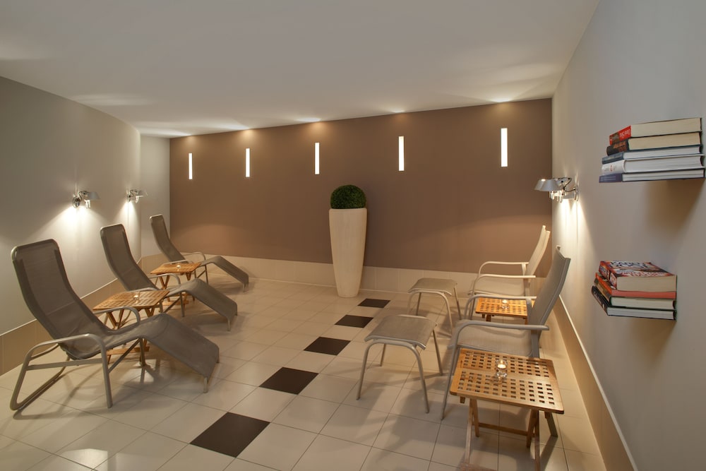 Polonia Palace Hotel — Spa in Warsaw, Masovian
