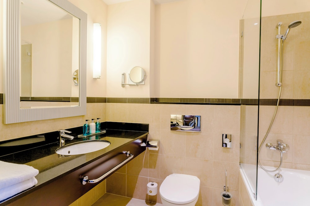 Polonia Palace Hotel — Hotel rooms in Warsaw, Masovian