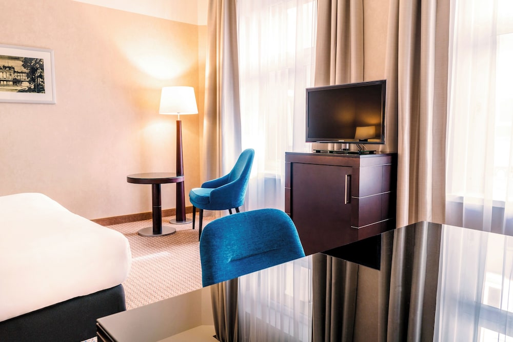 Polonia Palace Hotel — Hotel rooms in Warsaw, Masovian