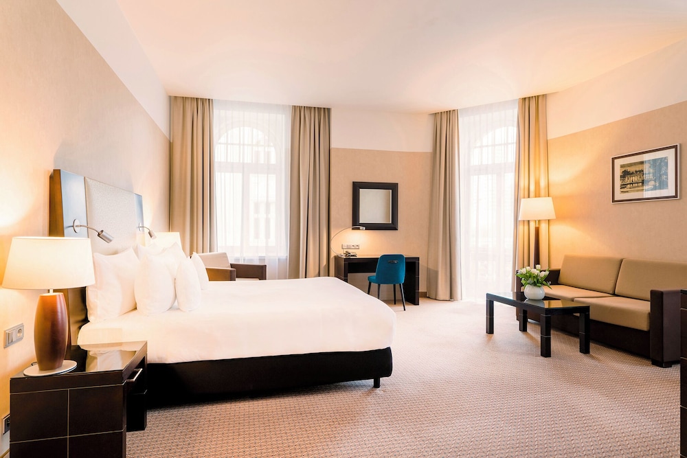 Polonia Palace Hotel — Hotel rooms in Warsaw, Masovian